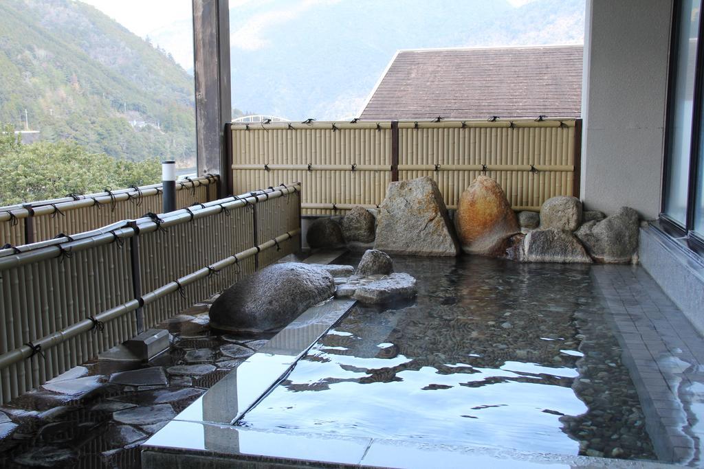 Iruka Onsen Hotel Seiryuusou Кумано Екстер'єр фото