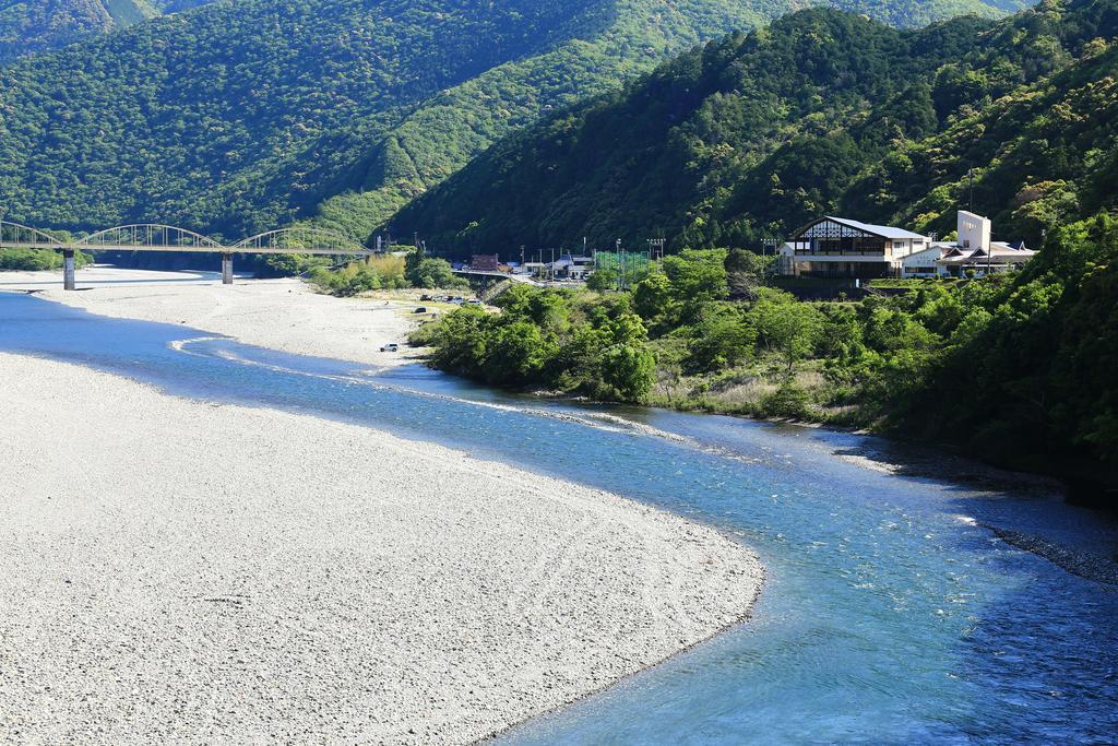 Iruka Onsen Hotel Seiryuusou Кумано Екстер'єр фото
