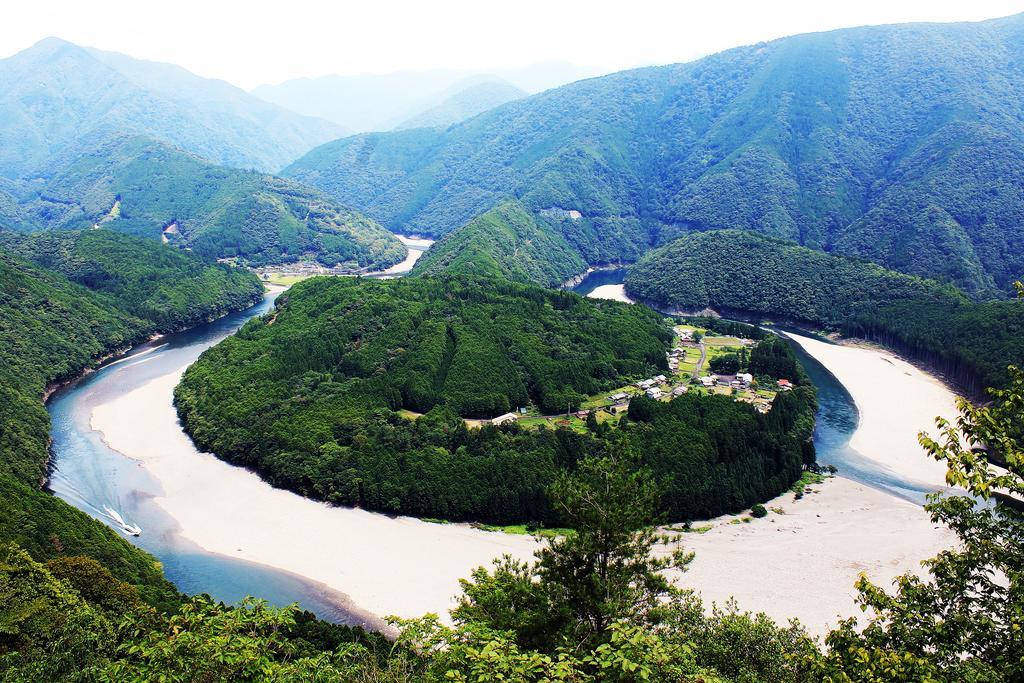 Iruka Onsen Hotel Seiryuusou Кумано Екстер'єр фото